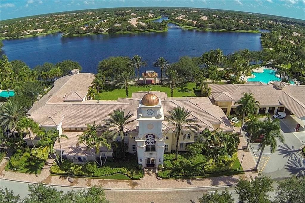 2918 Gilford Way, Naples, FL 34119-42