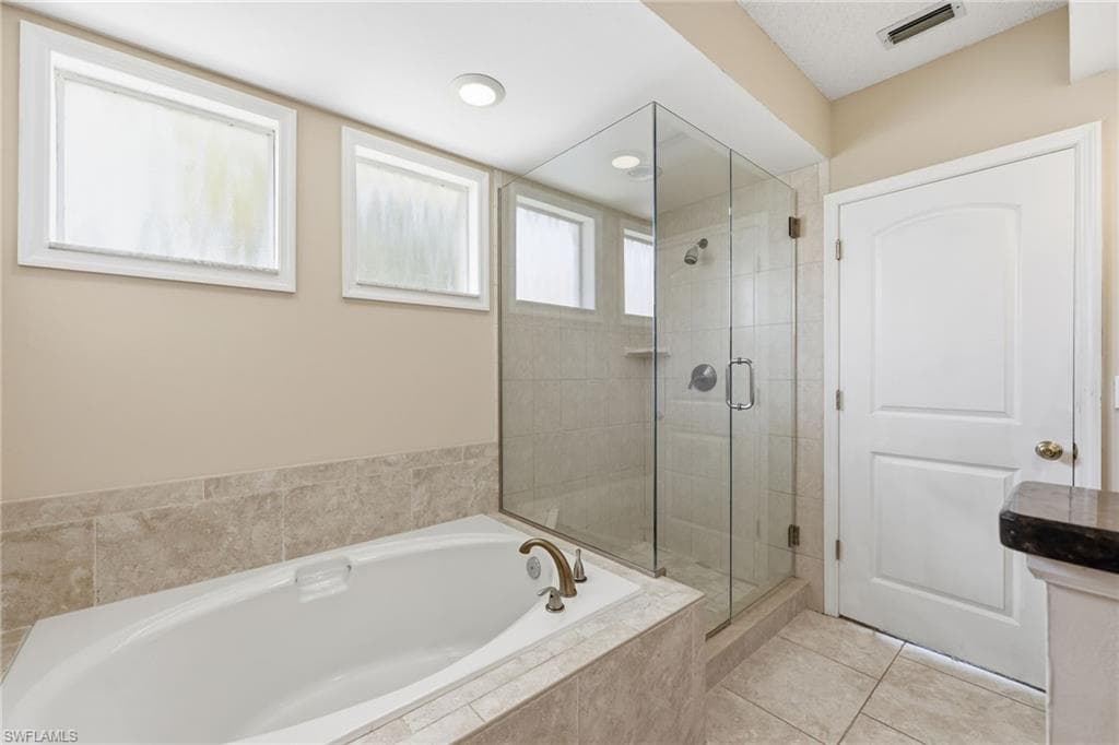 764 Willowbrook Dr 1106, Naples, FL 34108-12