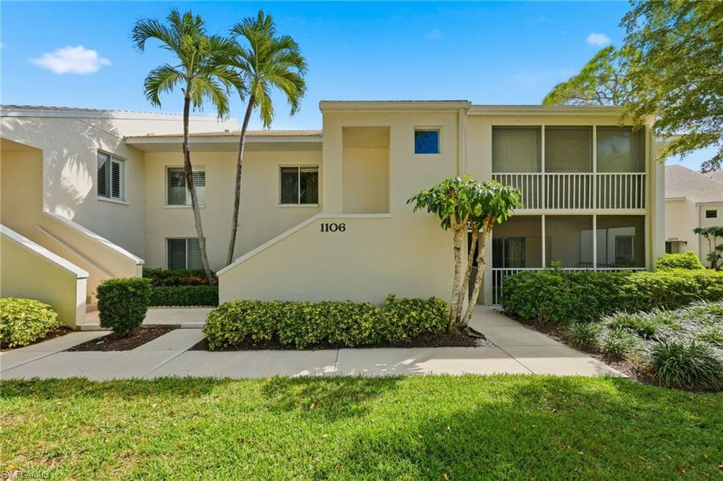 764 Willowbrook Dr 1106, Naples, FL 34108-1