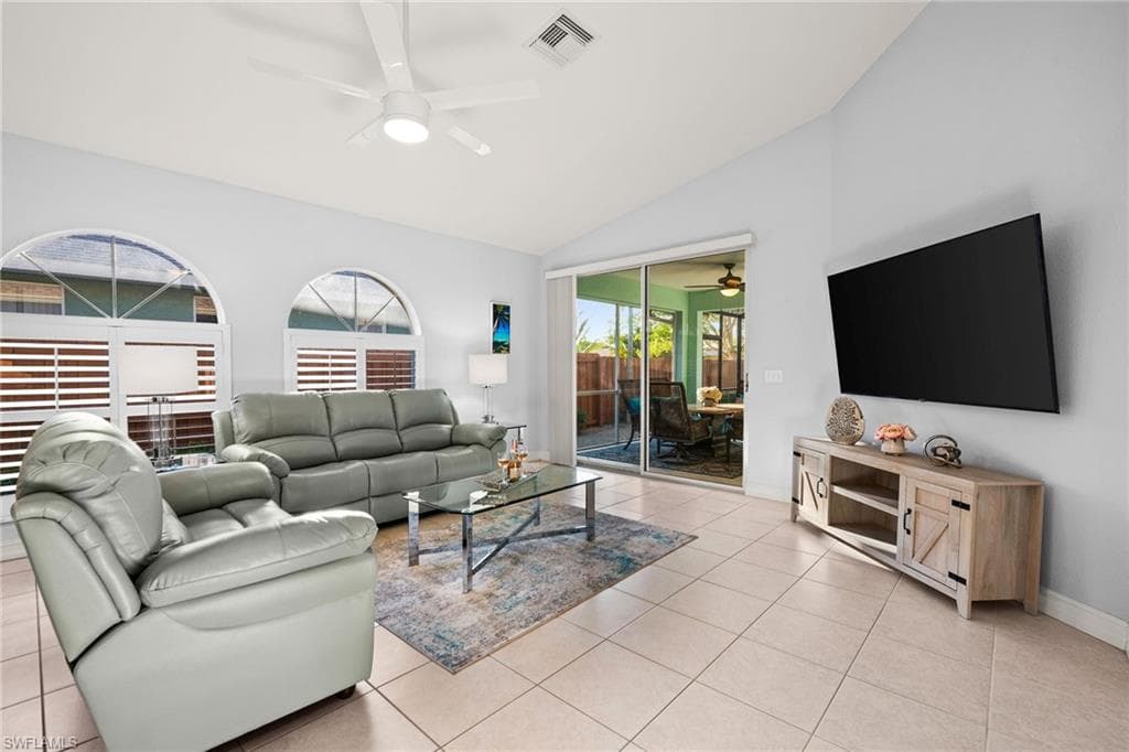 743 98th Ave N, Naples, FL 34108-11