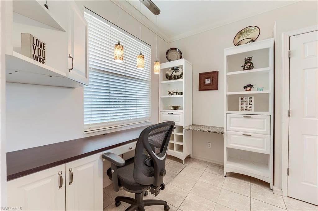 8680 Cedar Hammock Cir 143, Naples, FL 34112-3