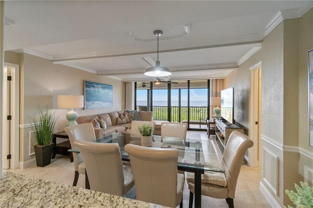 17 Bluebill Ave 1005, Naples, FL 34108-15