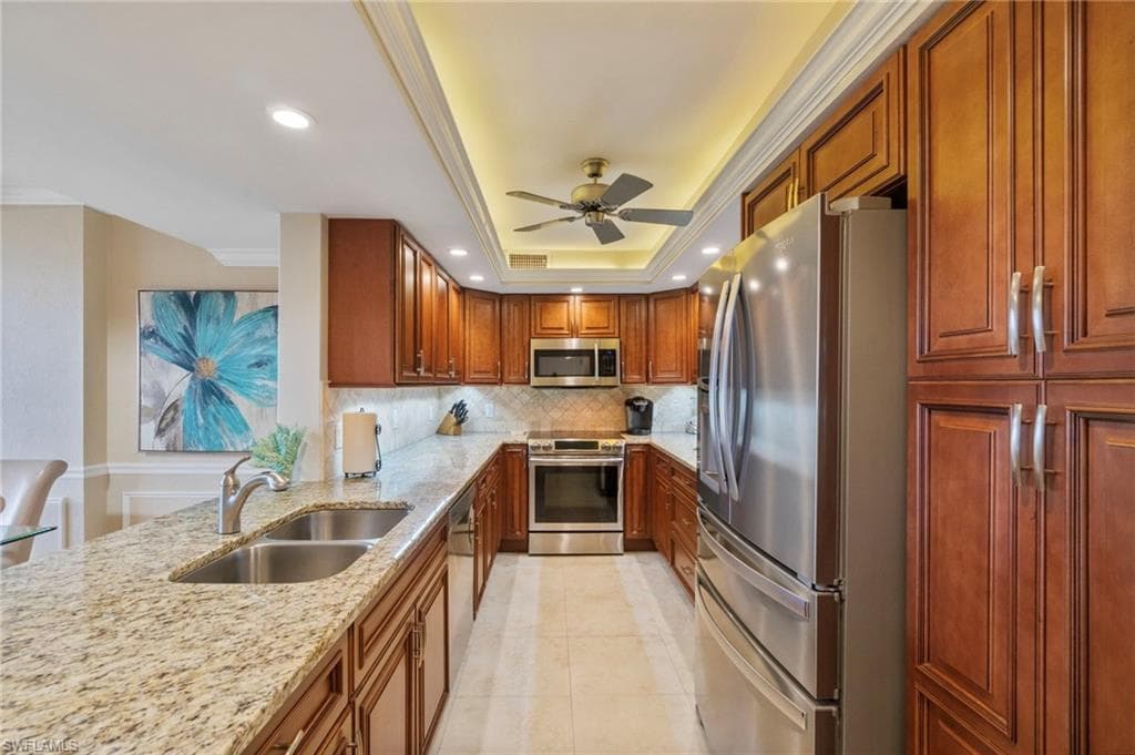 17 Bluebill Ave 1005, Naples, FL 34108-18