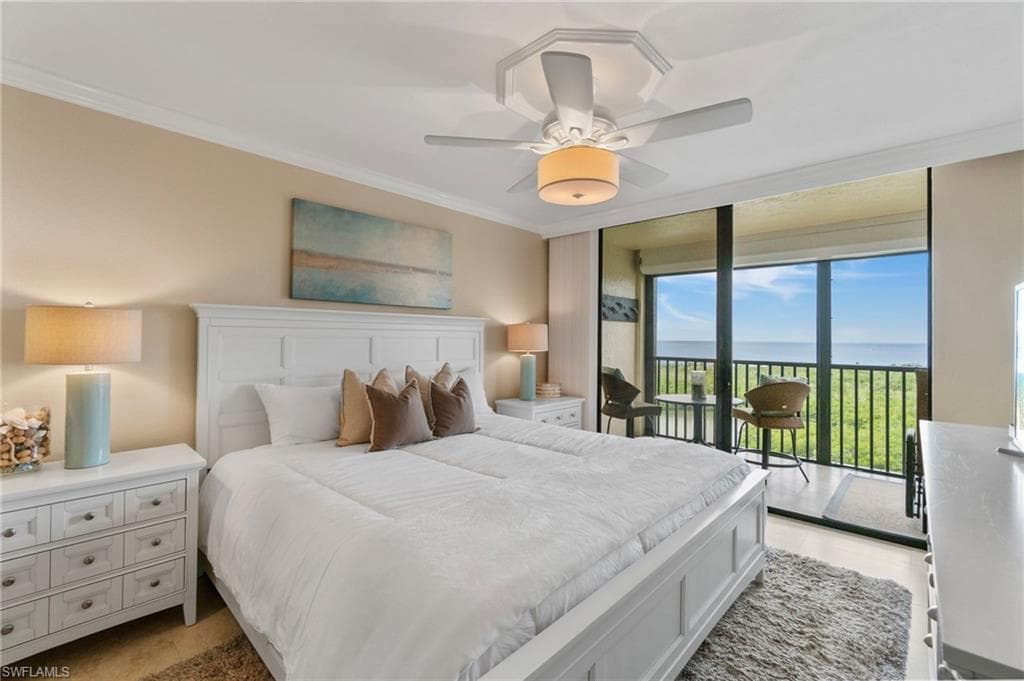 17 Bluebill Ave 1005, Naples, FL 34108-23