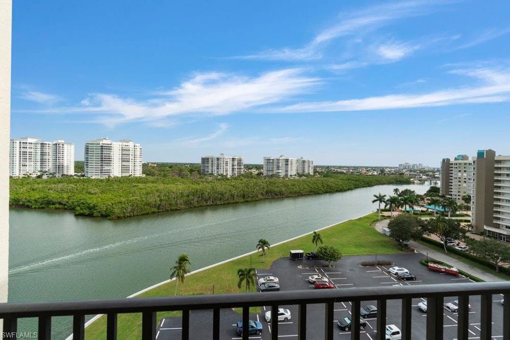 17 Bluebill Ave 1005, Naples, FL 34108-35