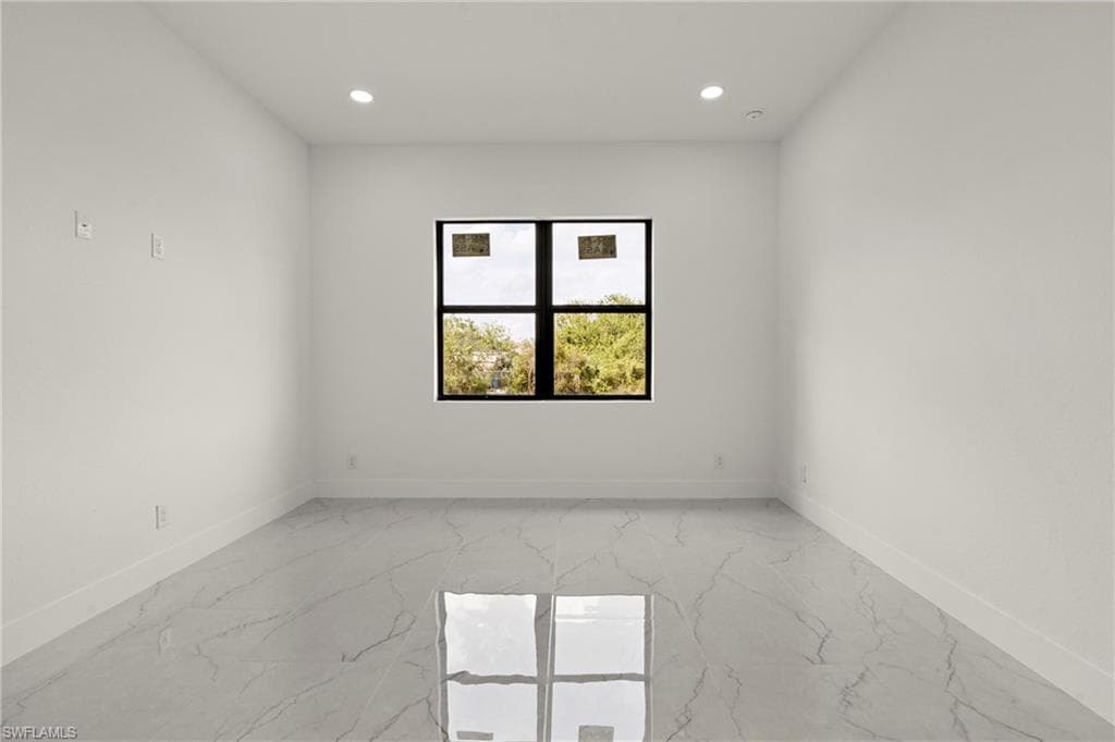 746 Colyer St E, Lehigh Acres, FL 33974-8