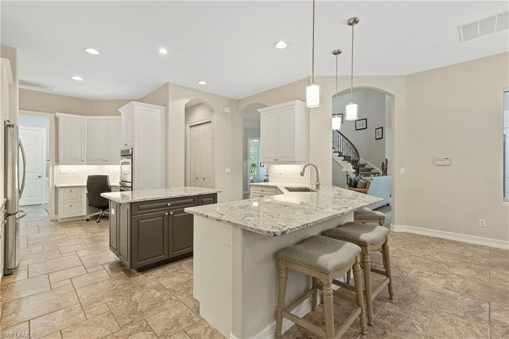 2116 Harlans Run, Naples, FL 34105-8