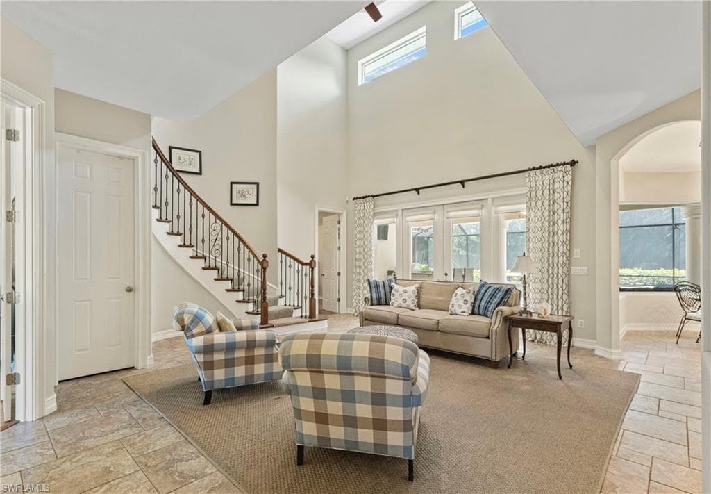 2116 Harlans Run, Naples, FL 34105-4