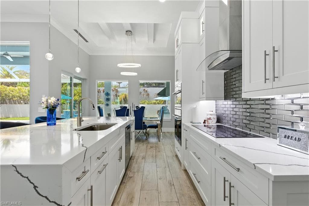 1631 Copeland Dr, Marco Island, FL 34145-9