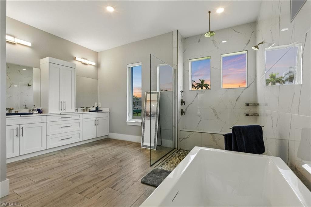 1631 Copeland Dr, Marco Island, FL 34145-19