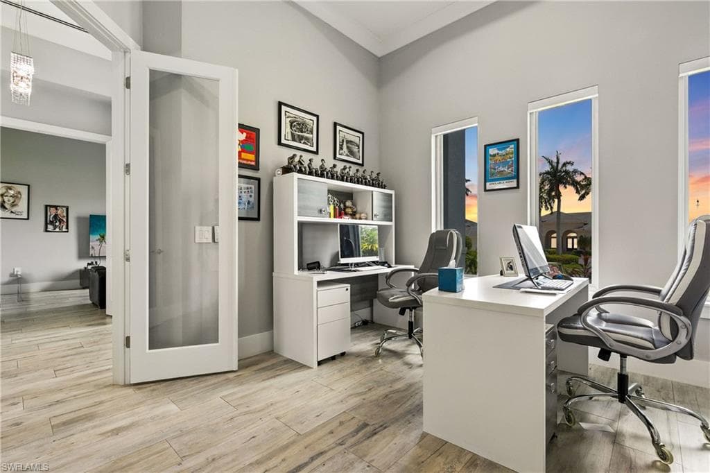 1631 Copeland Dr, Marco Island, FL 34145-25