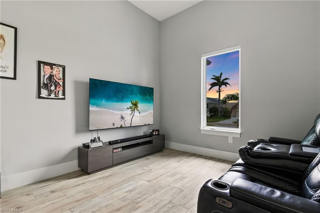 1631 Copeland Dr, Marco Island, FL 34145-27