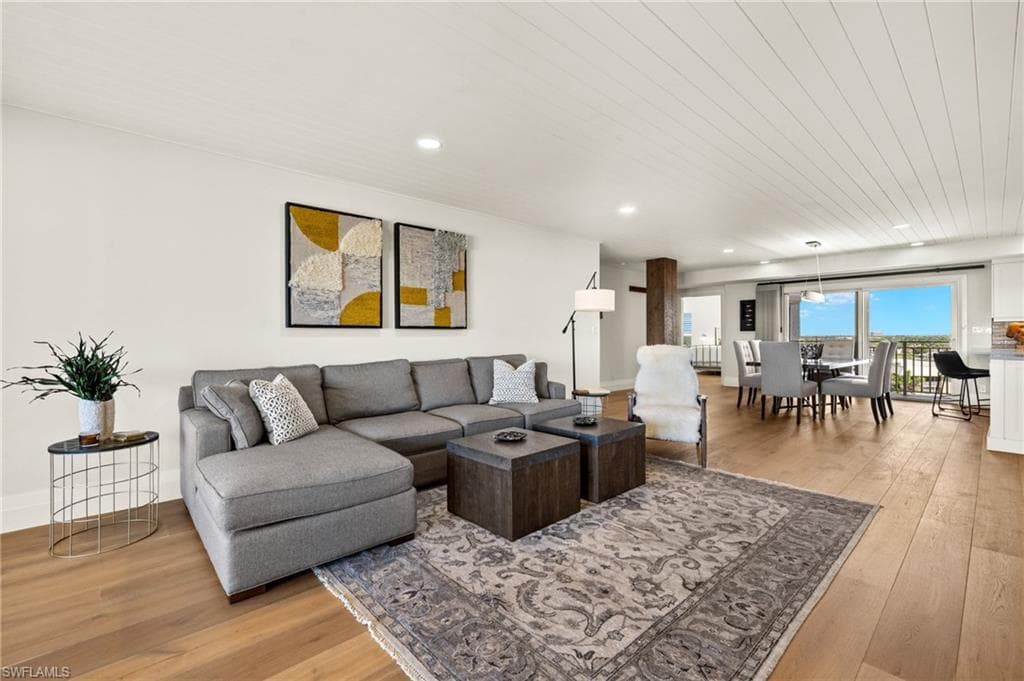 2901 Gulf Shore Blvd N 803s, Naples, FL 34103-9