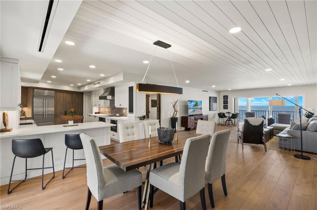 2901 Gulf Shore Blvd N 803s, Naples, FL 34103-11