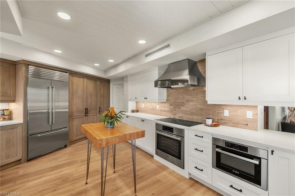 2901 Gulf Shore Blvd N 803s, Naples, FL 34103-12