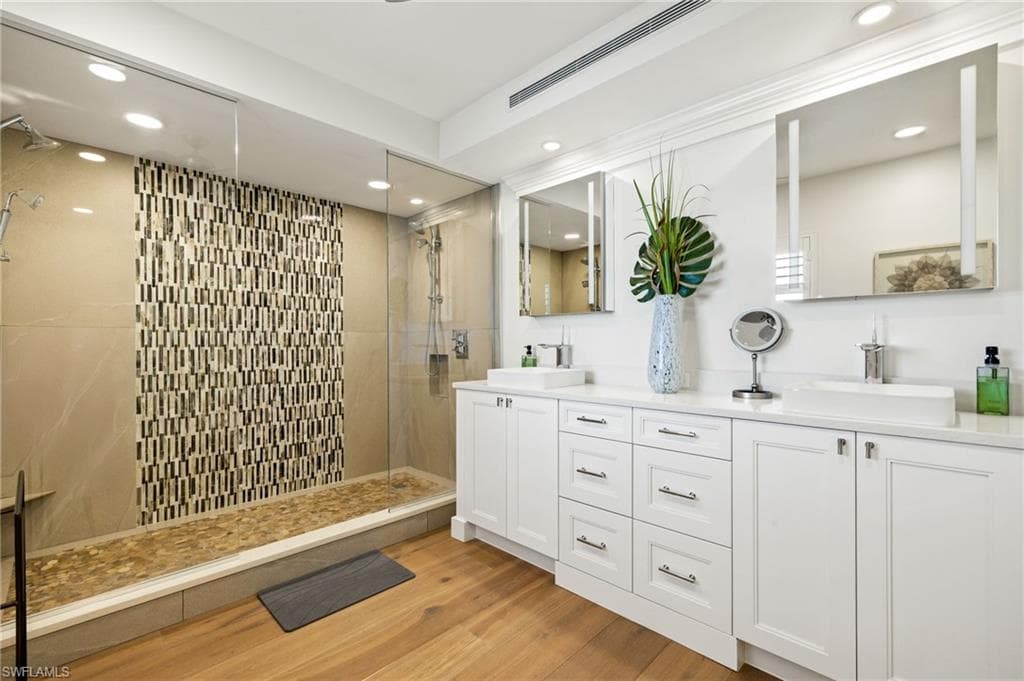 2901 Gulf Shore Blvd N 803s, Naples, FL 34103-19