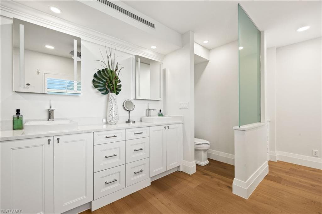 2901 Gulf Shore Blvd N 803s, Naples, FL 34103-20