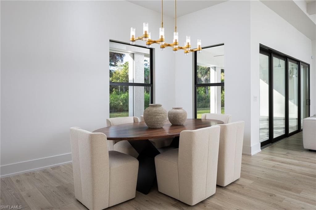 5772 Green Blvd, Naples, FL 34116-10