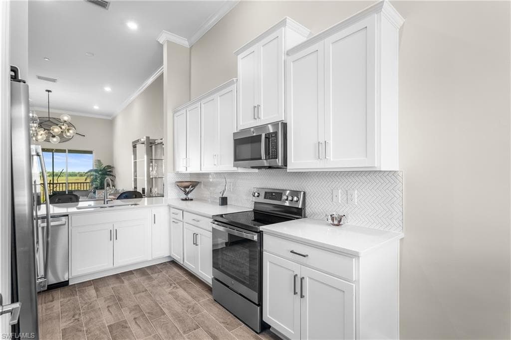 11841 Venetian Lagoon Dr 203, Fort Myers, FL 33913-9