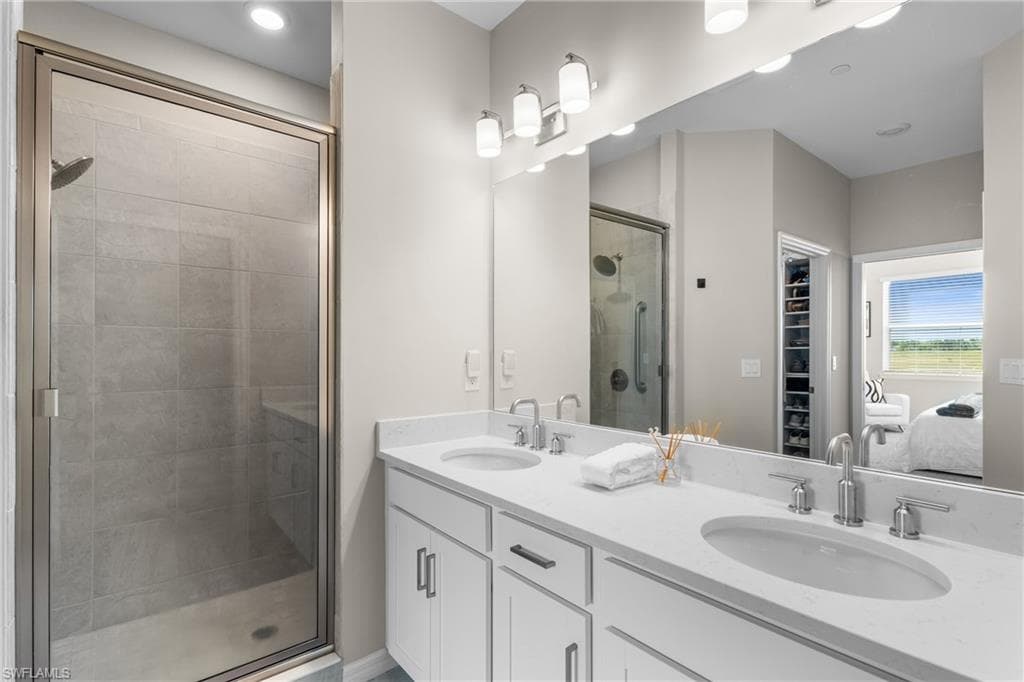 11841 Venetian Lagoon Dr 203, Fort Myers, FL 33913-19