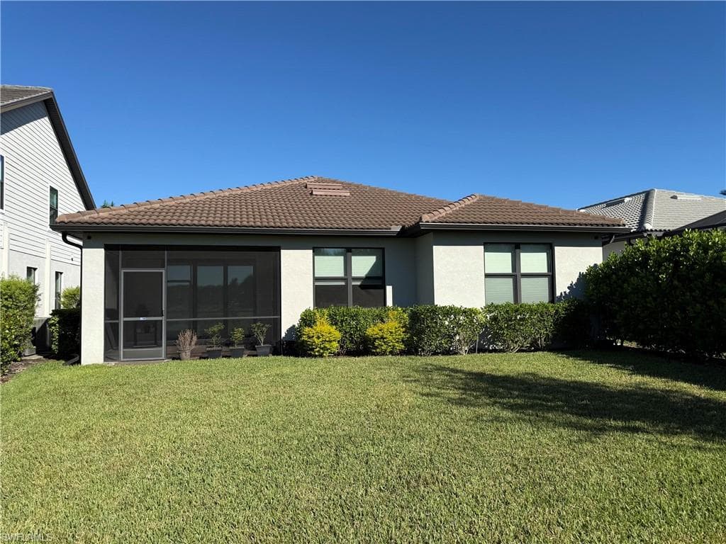 9241 Holden Dr, Fort Myers, FL 33967-17