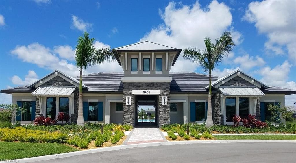 9241 Holden Dr, Fort Myers, FL 33967-22