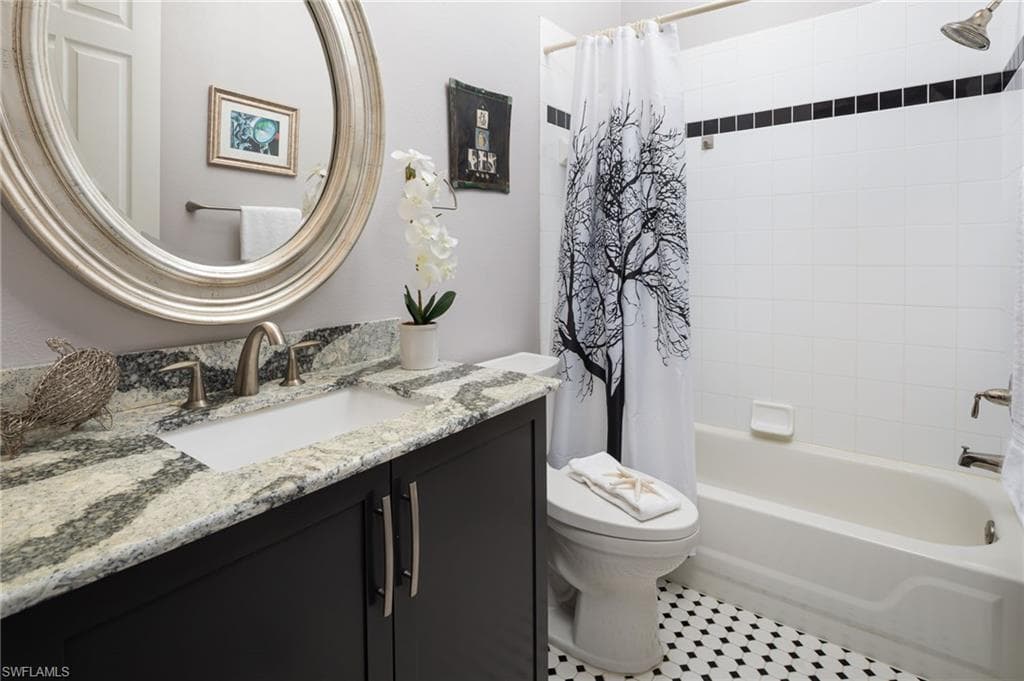 3400 Marbella Ct, Bonita Springs, FL 34134-18