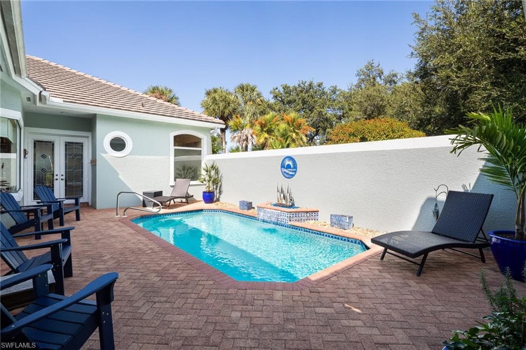 3400 Marbella Ct, Bonita Springs, FL 34134-3