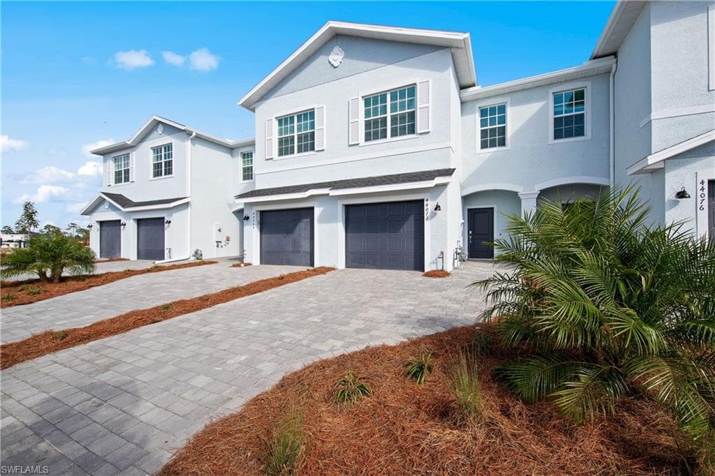 14919 White Pearl Rd, Babcock Ranch, FL 33982-3