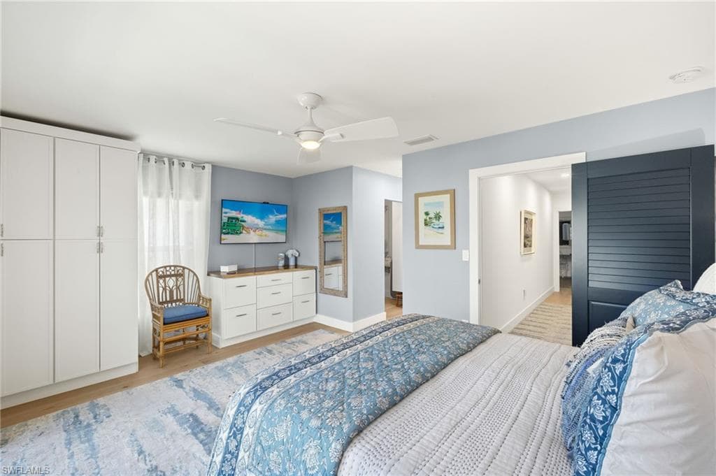 1060 6th St S 1060, Naples, FL 34102-16