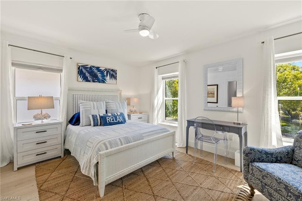 1060 6th St S 1060, Naples, FL 34102-19