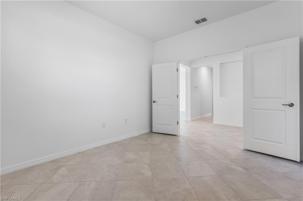 3927 45th Ln, Cape Coral, FL 33993-14