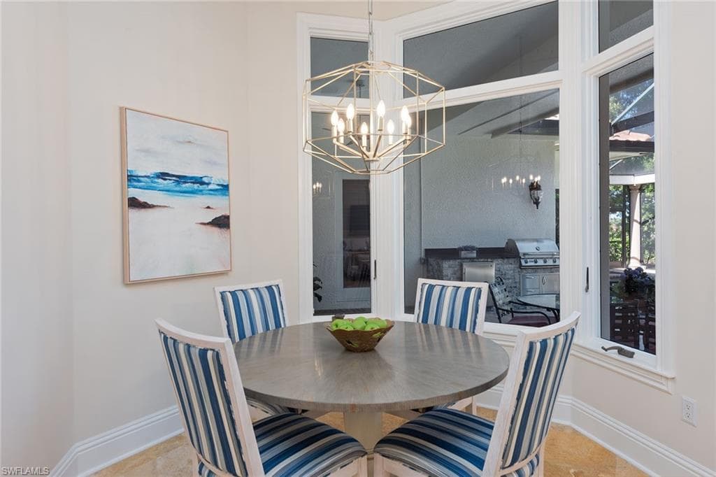 8604 Majorca Ln, Naples, FL 34114-9