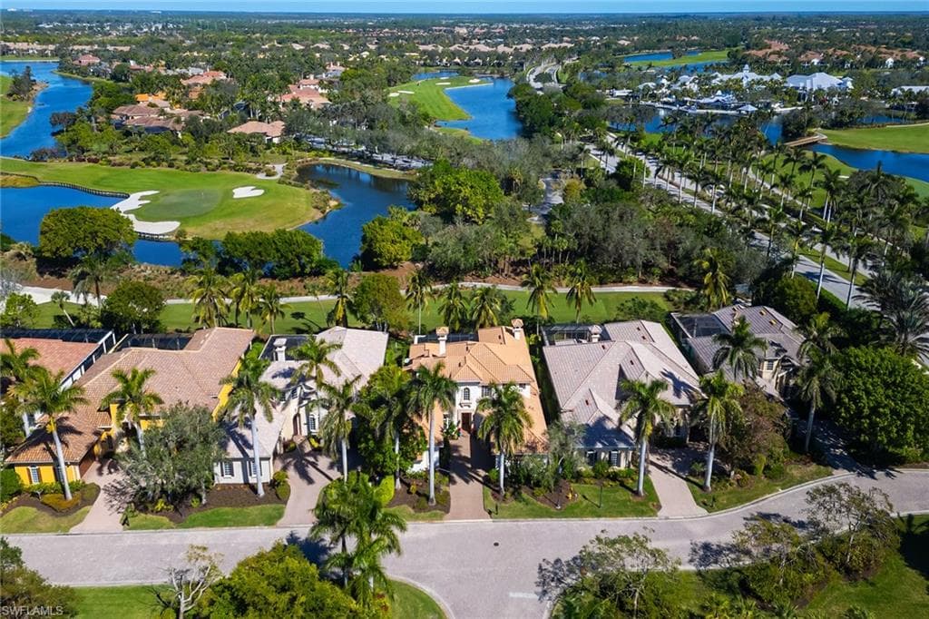 8604 Majorca Ln, Naples, FL 34114-33