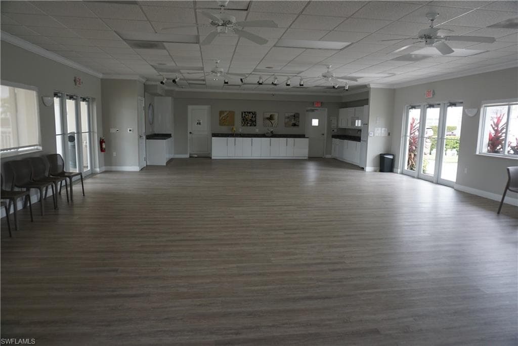 663 12th Ave 663, Naples, FL 34102-5