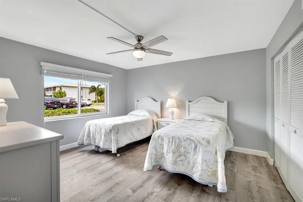 250 Candycane Ln 1013, Naples, FL 34112-11