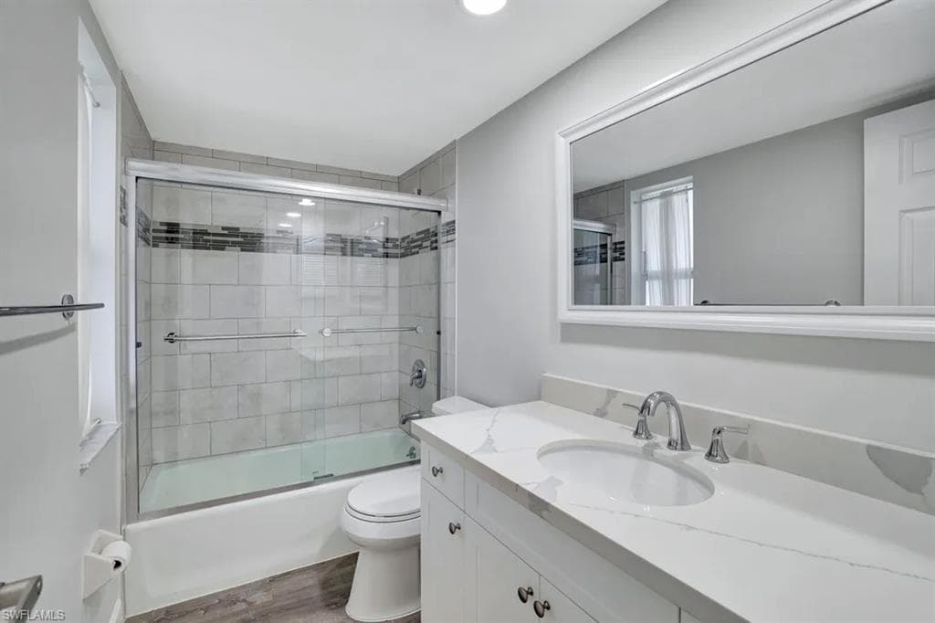 250 Candycane Ln 1013, Naples, FL 34112-12