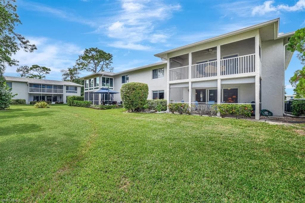 250 Candycane Ln 1013, Naples, FL 34112-14