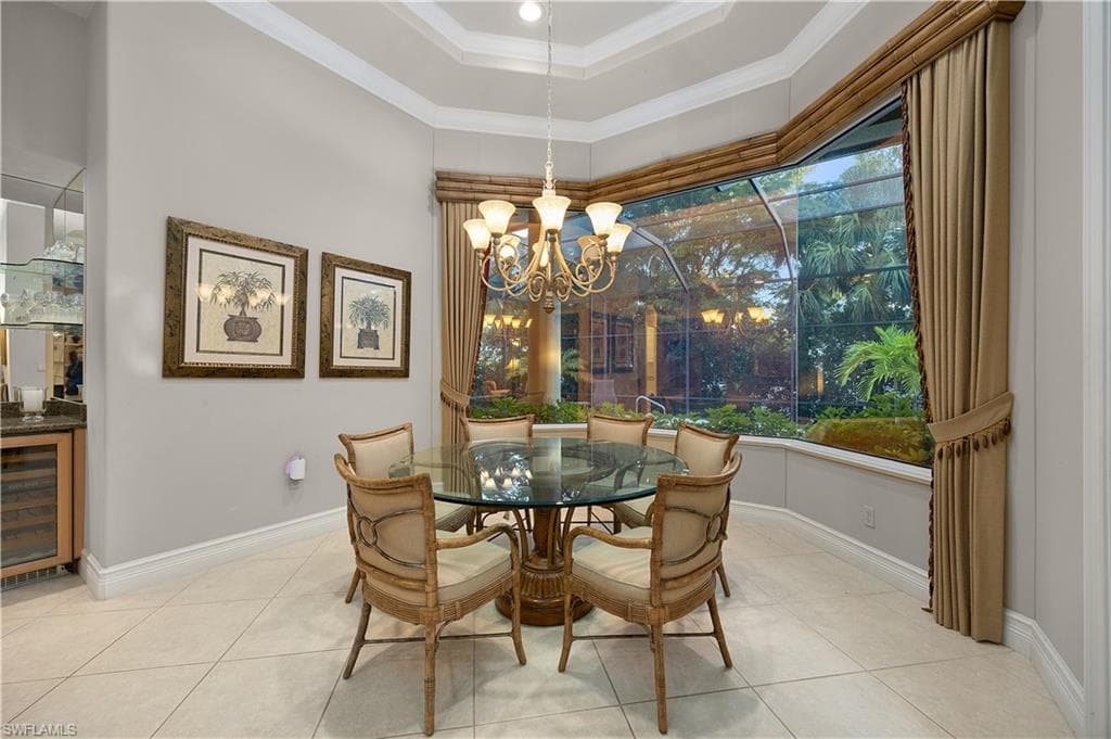 258 9th Ave S, Naples, FL 34102-31