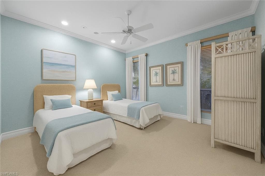 258 9th Ave S, Naples, FL 34102-38