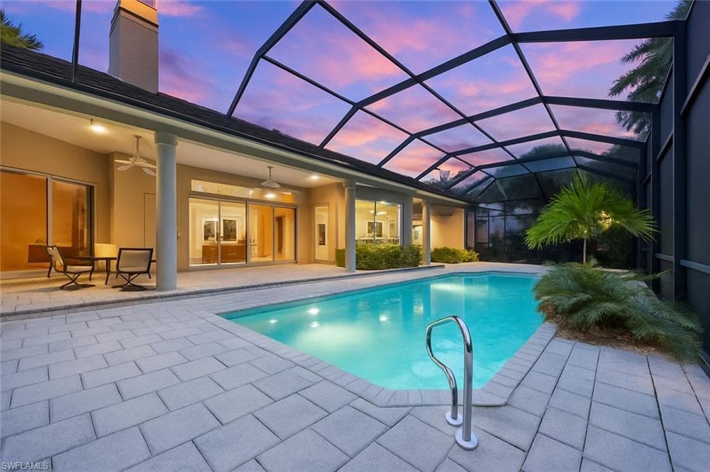 258 9th Ave S, Naples, FL 34102-4