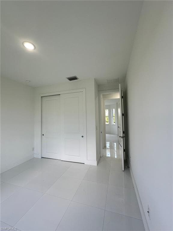 718 Chattman St E, Lehigh Acres, FL 33974-18