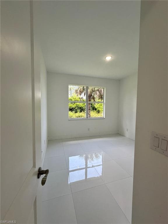 718 Chattman St E, Lehigh Acres, FL 33974-20