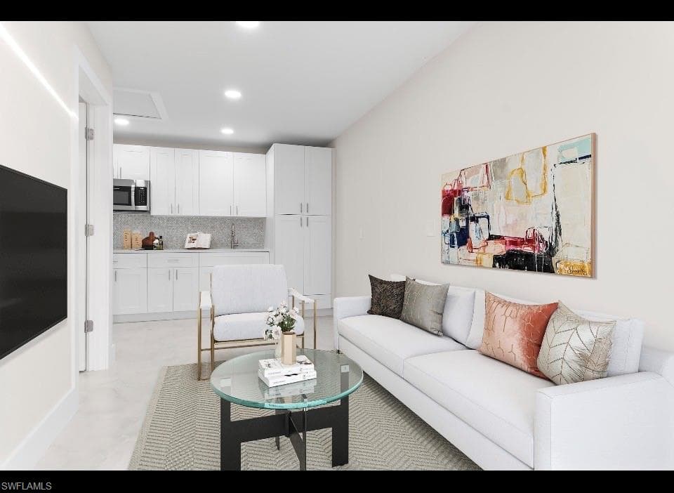 3406 25 St SW, Lehigh Acres, FL 33976-11