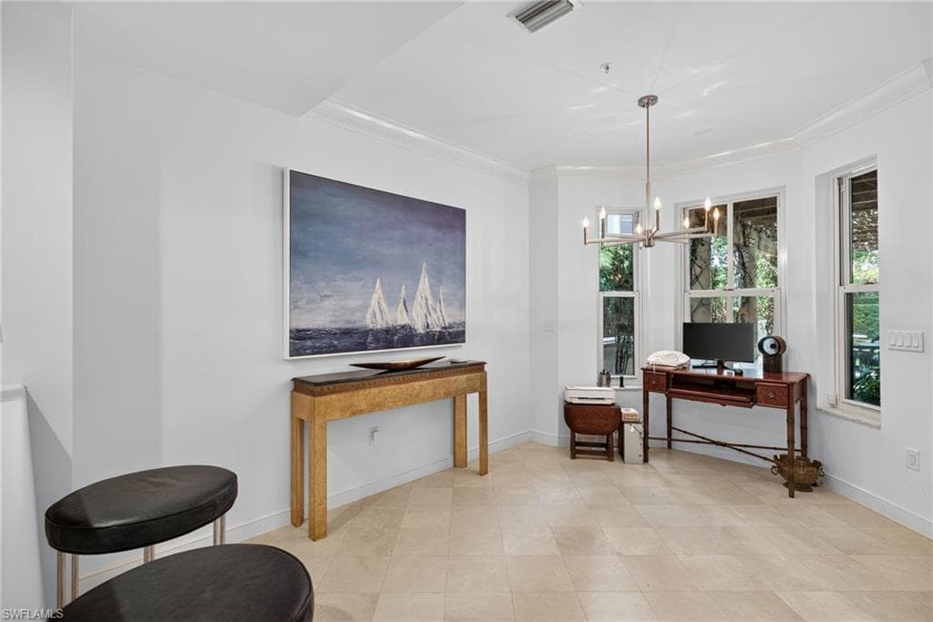 4021 Gulf Shore Blvd N V19, Naples, FL 34103-13