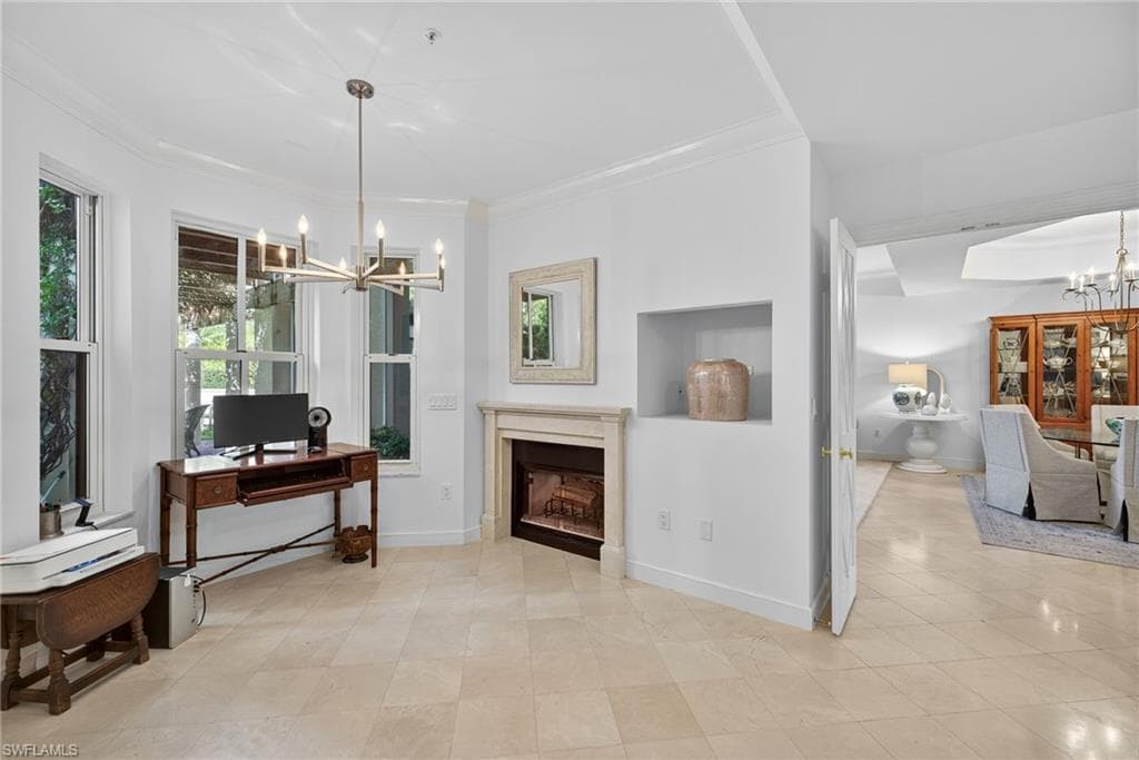 4021 Gulf Shore Blvd N V19, Naples, FL 34103-18