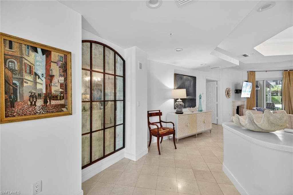 4021 Gulf Shore Blvd N V19, Naples, FL 34103-20