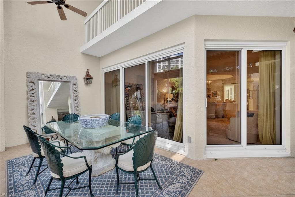 4021 Gulf Shore Blvd N V19, Naples, FL 34103-36