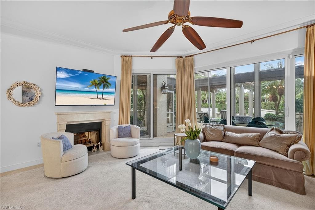 4021 Gulf Shore Blvd N V19, Naples, FL 34103-5