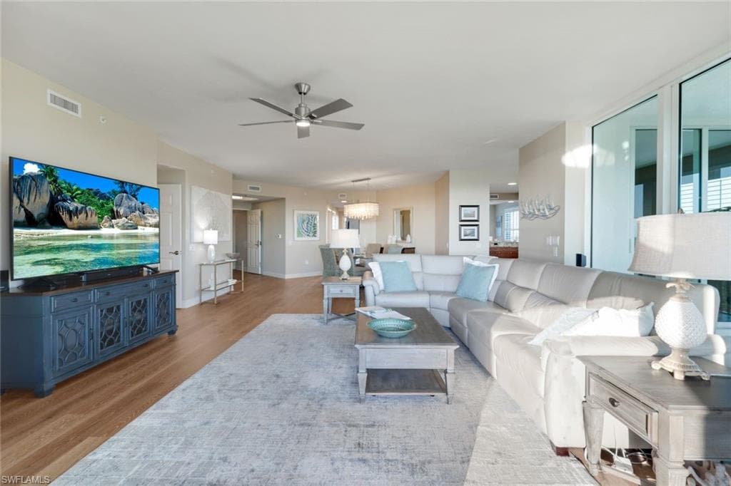 455 Cove Tower Dr 801, Naples, FL 34110-9